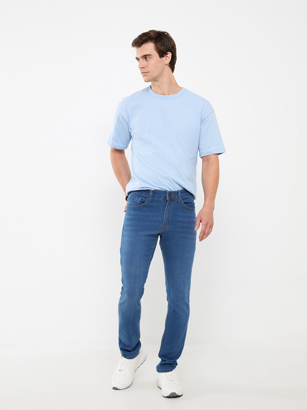 750 Slim Fit Men's Jean Trousers