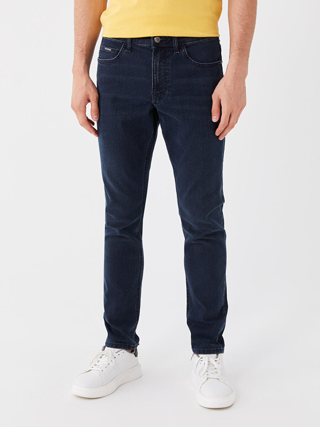 750 Slim Fit Men's Jean Trousers