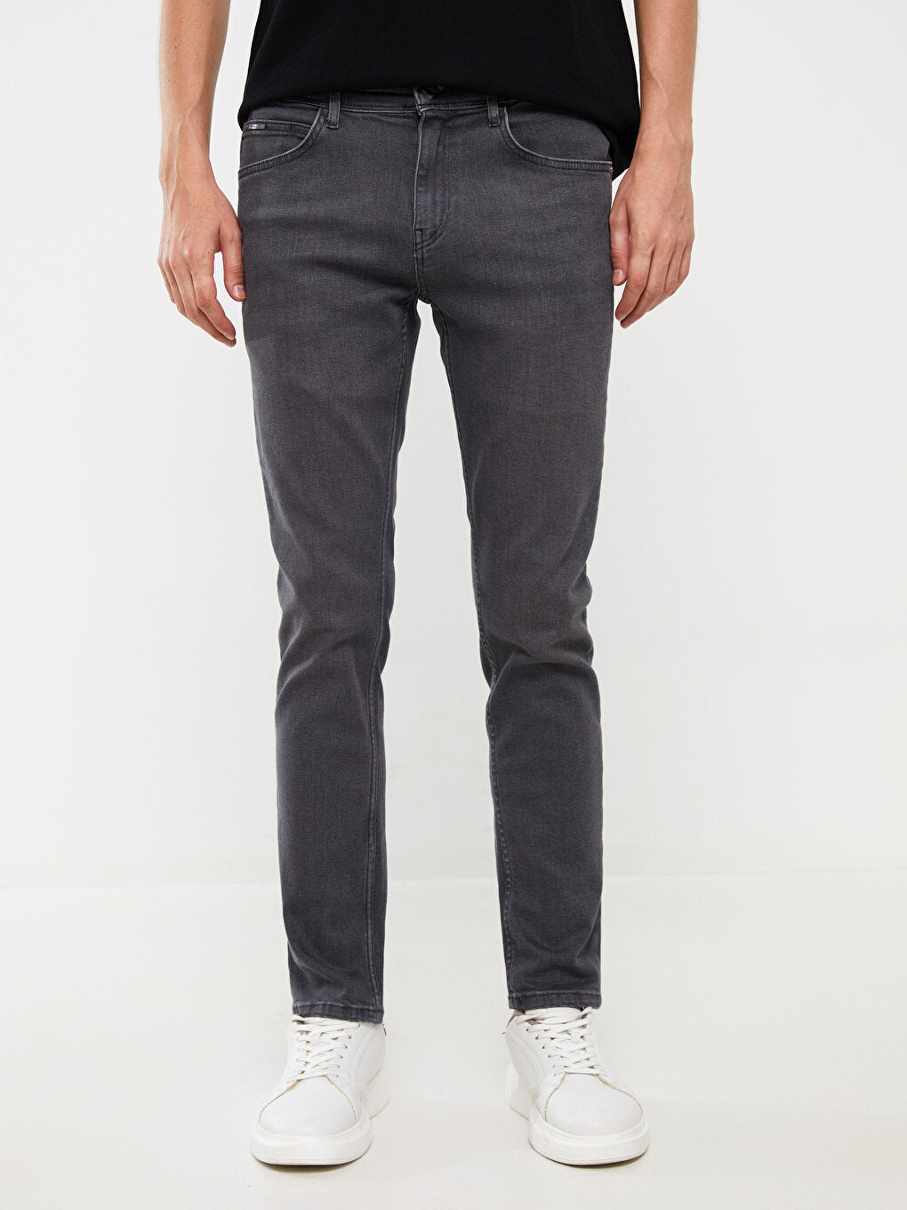 750 Slim Fit Men's Jean Trousers