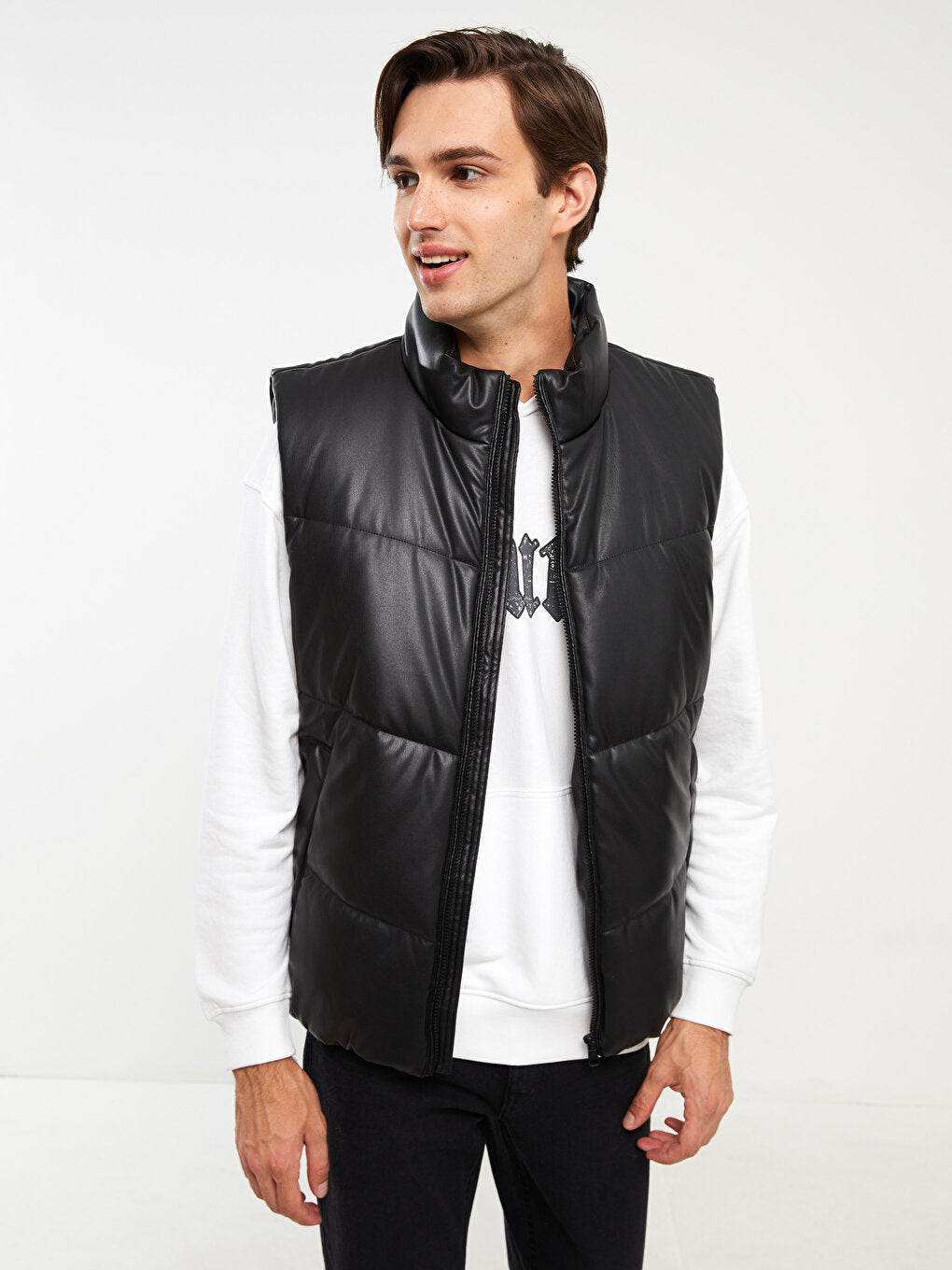 Standard Mold Stand Collar Men's Puffer Vest