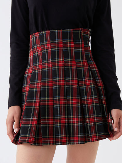 Standard Fit Plaid Women's Pleated Skirt