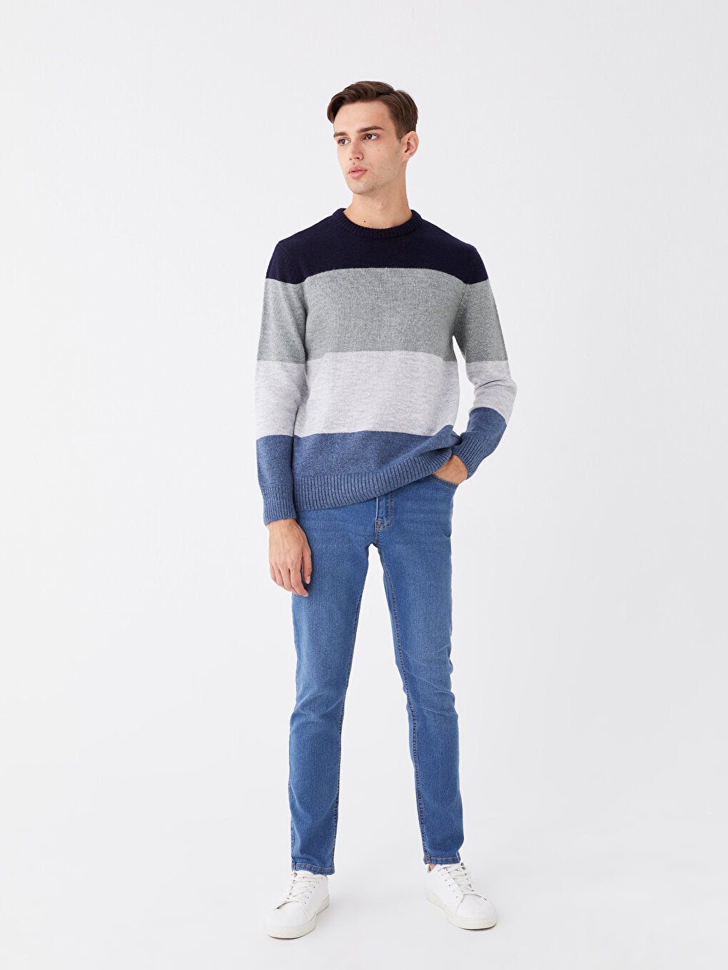 Crew Neck Long Sleeve Color Block Men's Knitwear Sweater