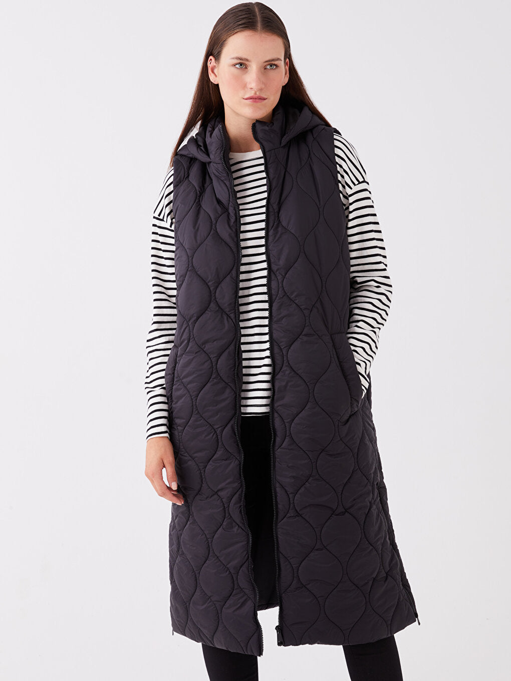 Hooded Self-Patterned Women's Puffer Vest