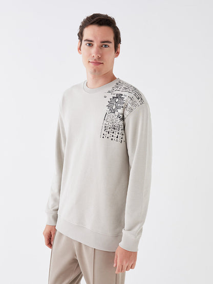 Crew Neck Long Sleeve Printed Men's Sweatshirt