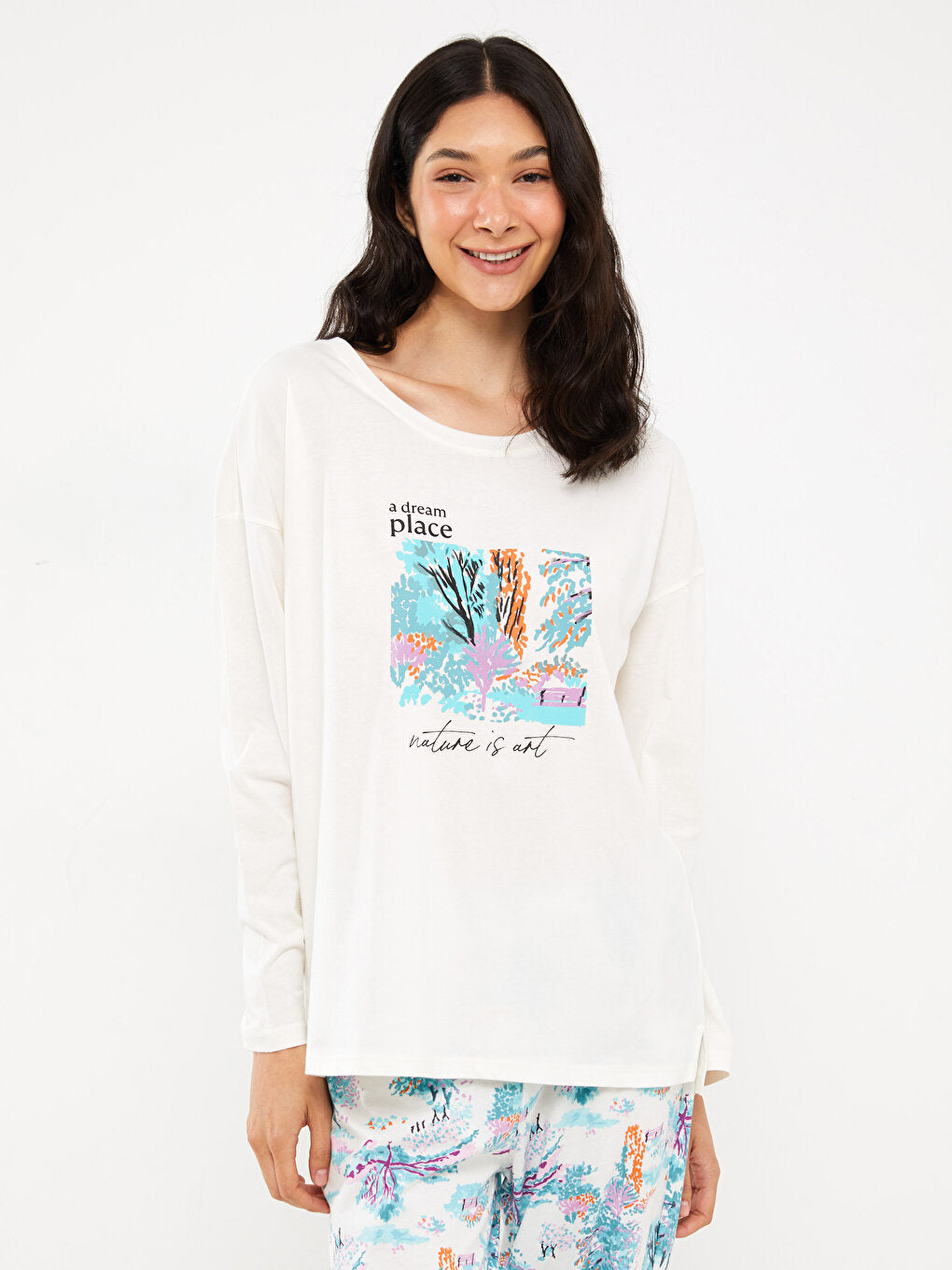 Crew Neck Printed Long Sleeve Women's Pajama Set