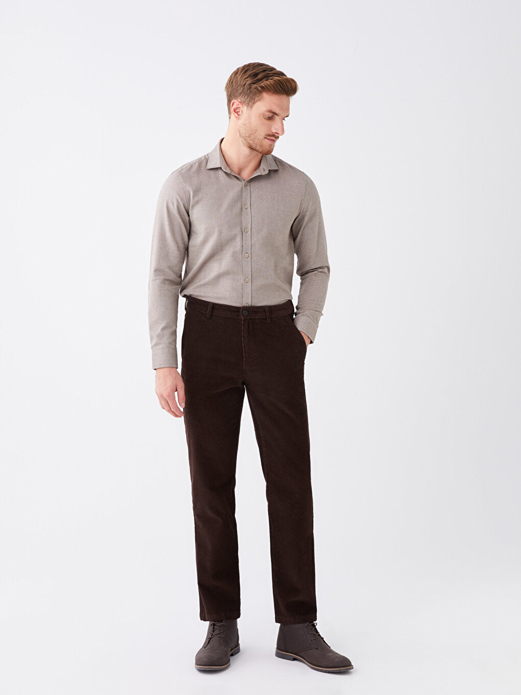 Comfortable Fit Men's Chino Trousers