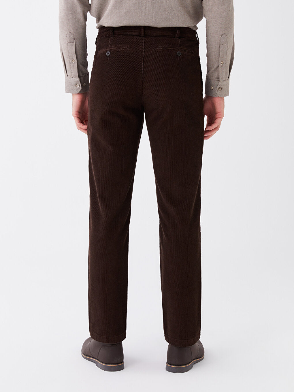 Comfortable Fit Men's Chino Trousers