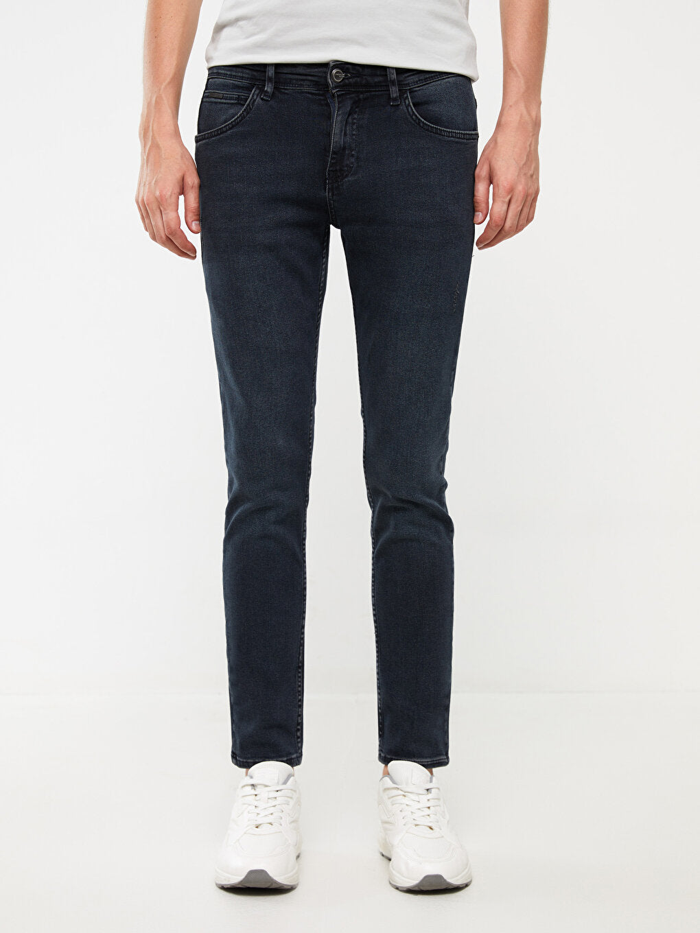 750 Slim Fit Men's Jean Trousers