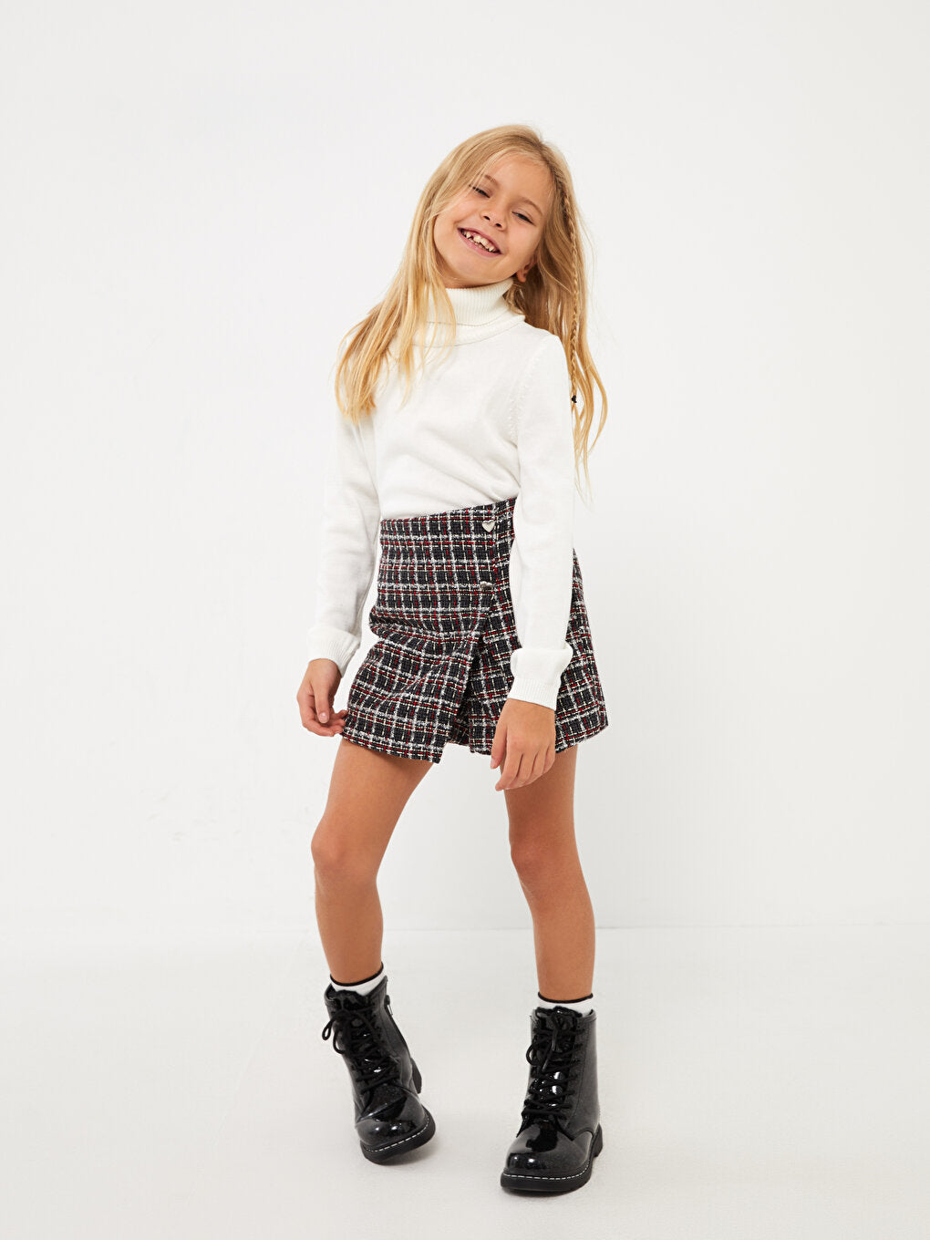 Girl's Short Skirt with Elastic Waist