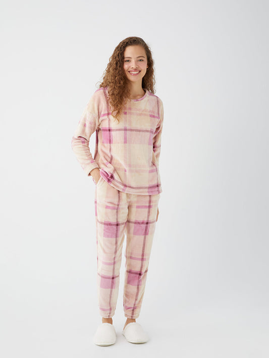 Crew Neck Plaid Long Sleeve Women's Pajama Set