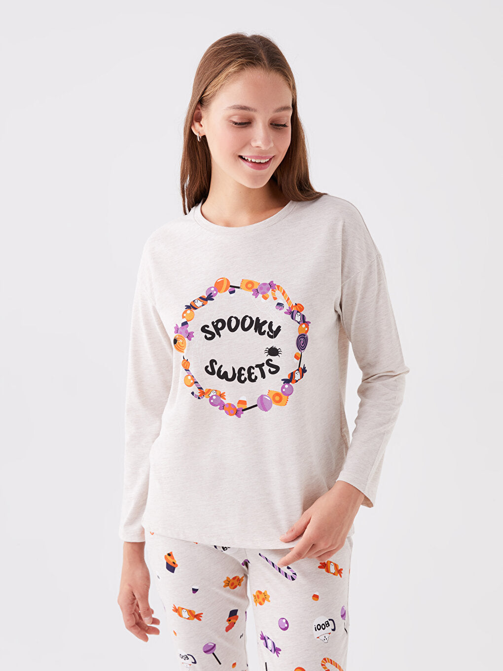 Crew Neck Printed Long Sleeve Women's Pajama Set