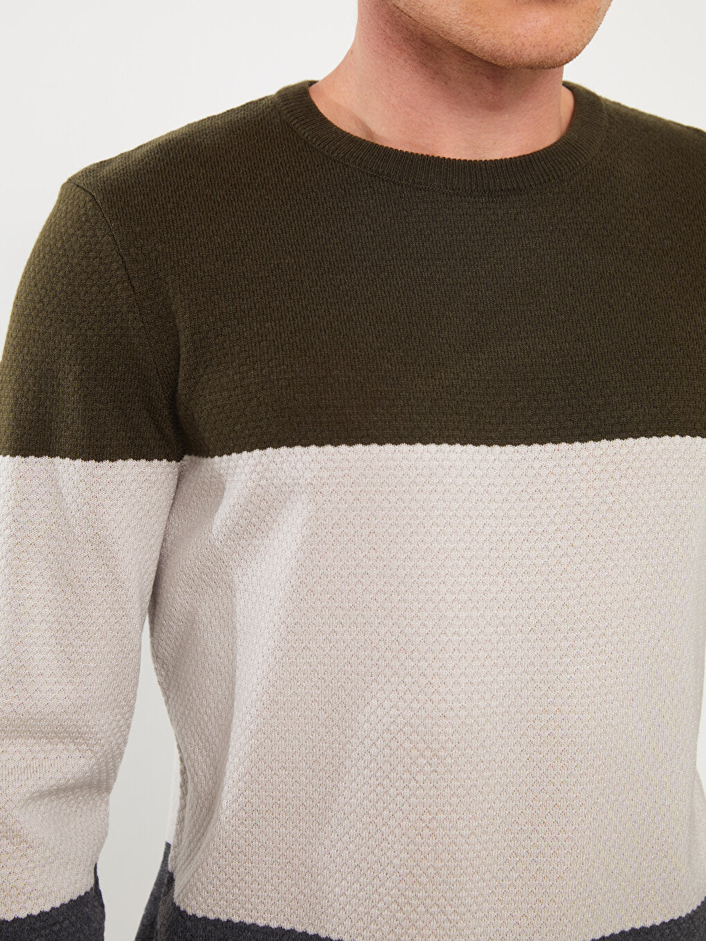 Crew Neck Long Sleeve Color Block Men's Knitwear Sweater