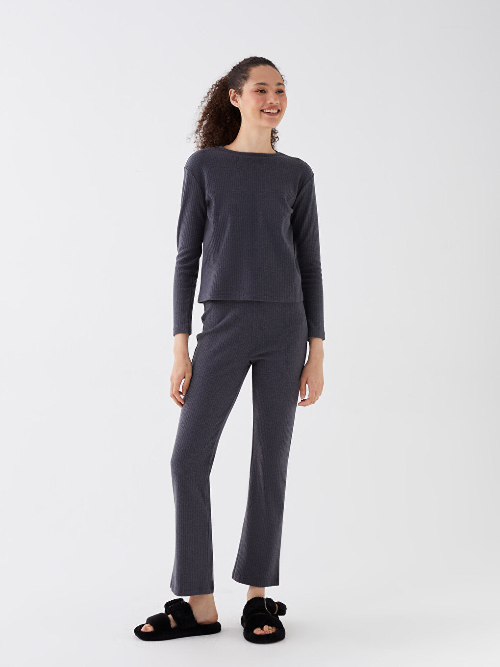 Crew Neck Plain Long Sleeve Women's Pajama Set