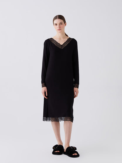 V-Neck Lace Detailed Long Sleeve Women's Nightgown