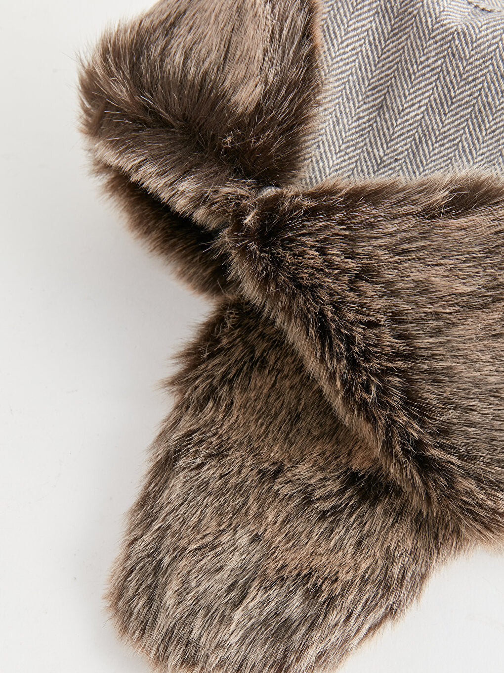 Men's Snow Hat with Fur Detail