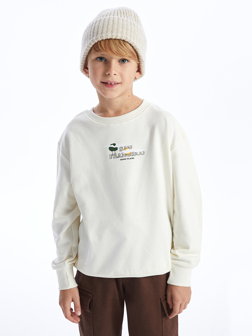 Comfortable Crew Neck Printed Boy's Sweatshirt