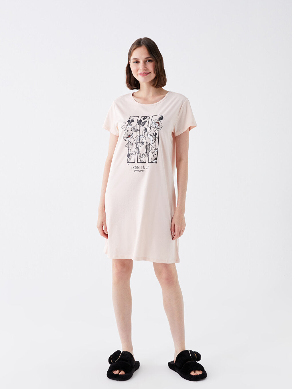 Crew Neck Printed Short Sleeve Women's Nightgown