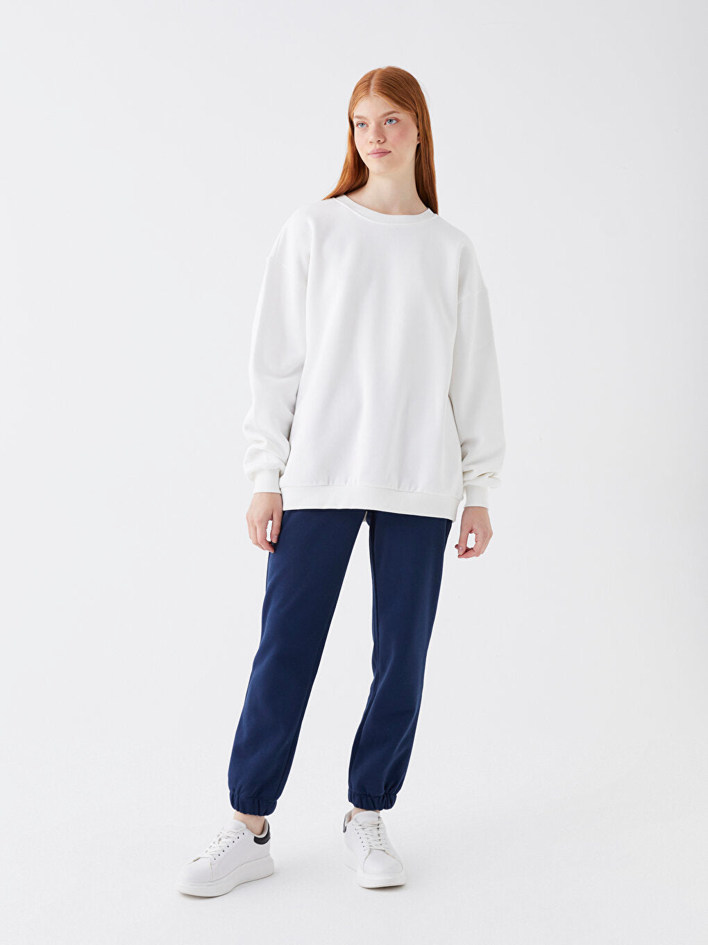 Crew Neck Plain Long Sleeve Oversize Women's Sweatshirt