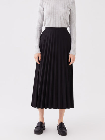 Women's Pleated Skirt with Elastic Waist