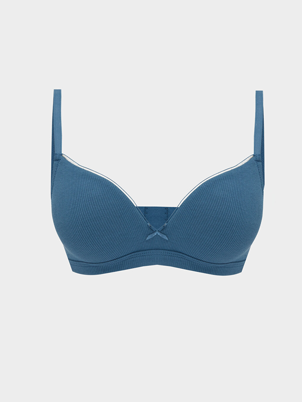 Non-wired, unpadded plain bra