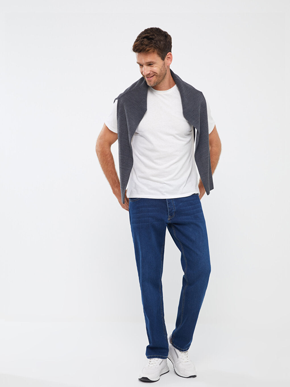 779 Regular Fit Men's Jean Trousers