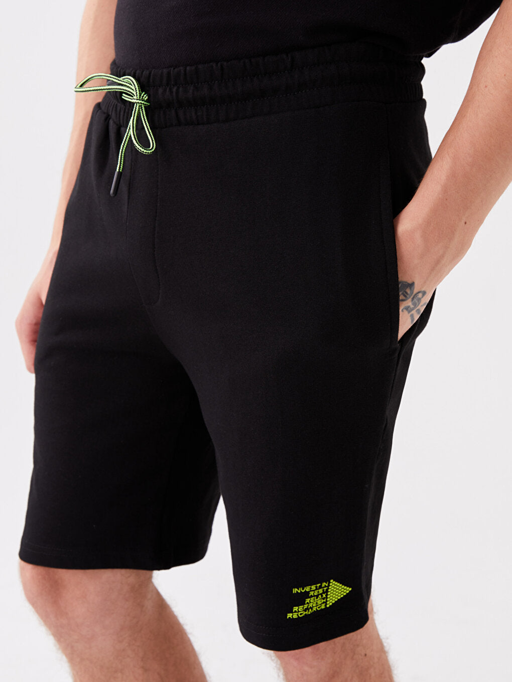 Standard Fit Men's Shorts