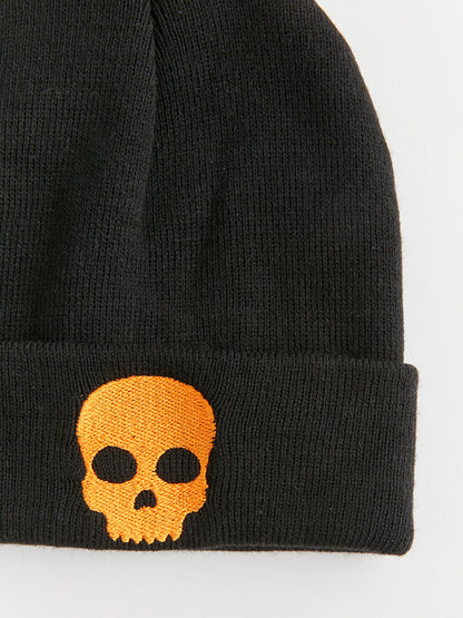 Skull Embroidered Boy's Beanie