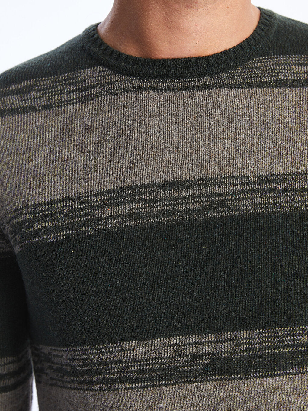 Crew Neck Long Sleeve Color Block Men's Knitwear Sweater