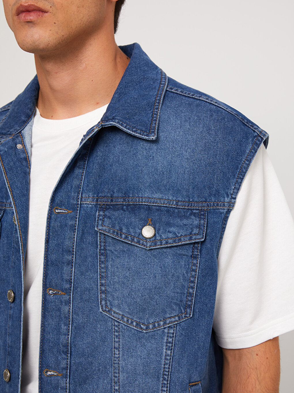 Standard Pattern Men's Jean Vest