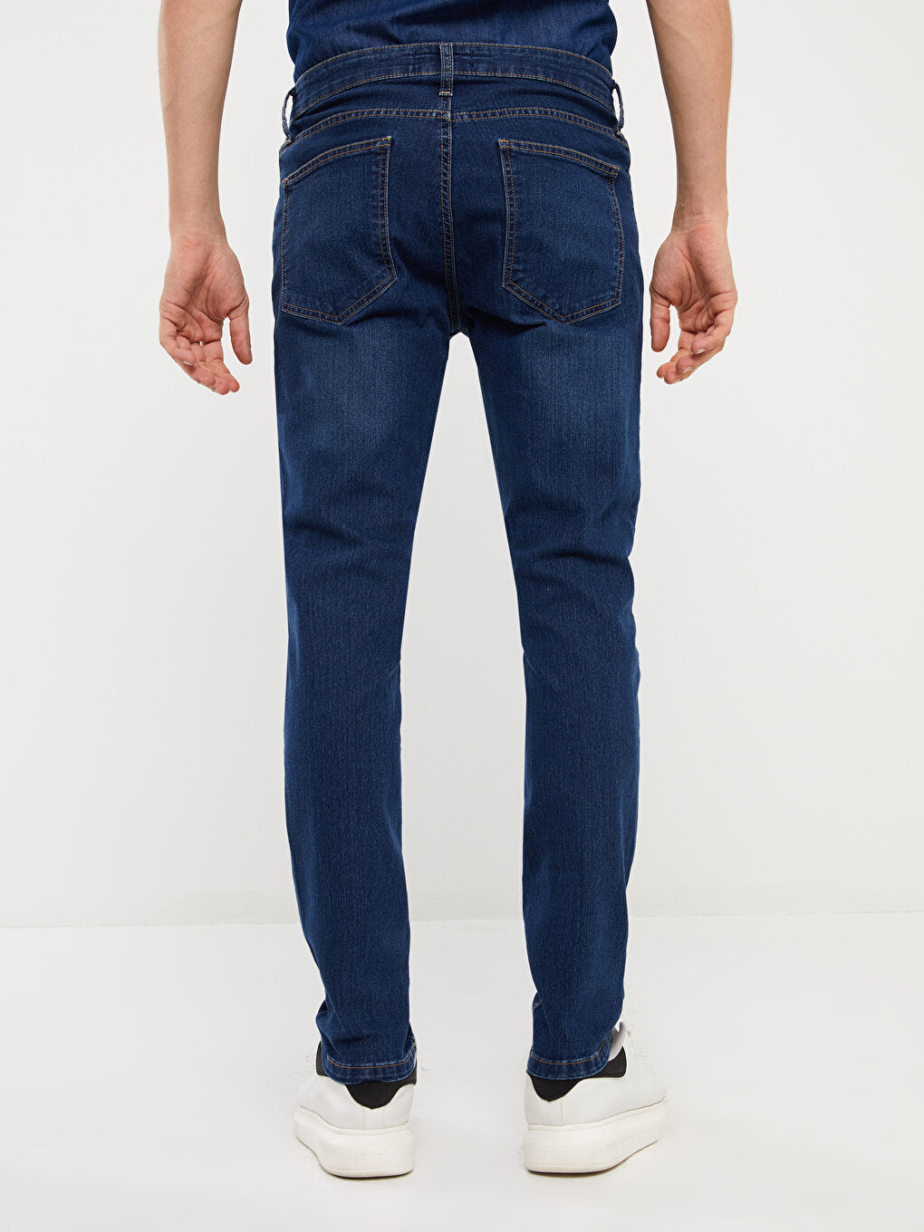 750 Slim Fit Men's Jean Trousers