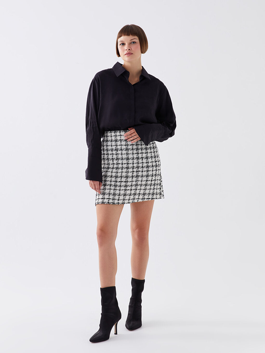 Standard Fit Patterned Women's Tweed Skirt