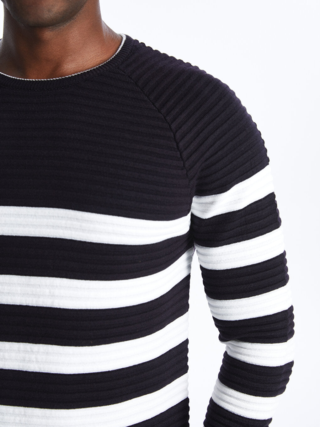 Crew Neck Long Sleeve Striped Men's Knitwear Sweater