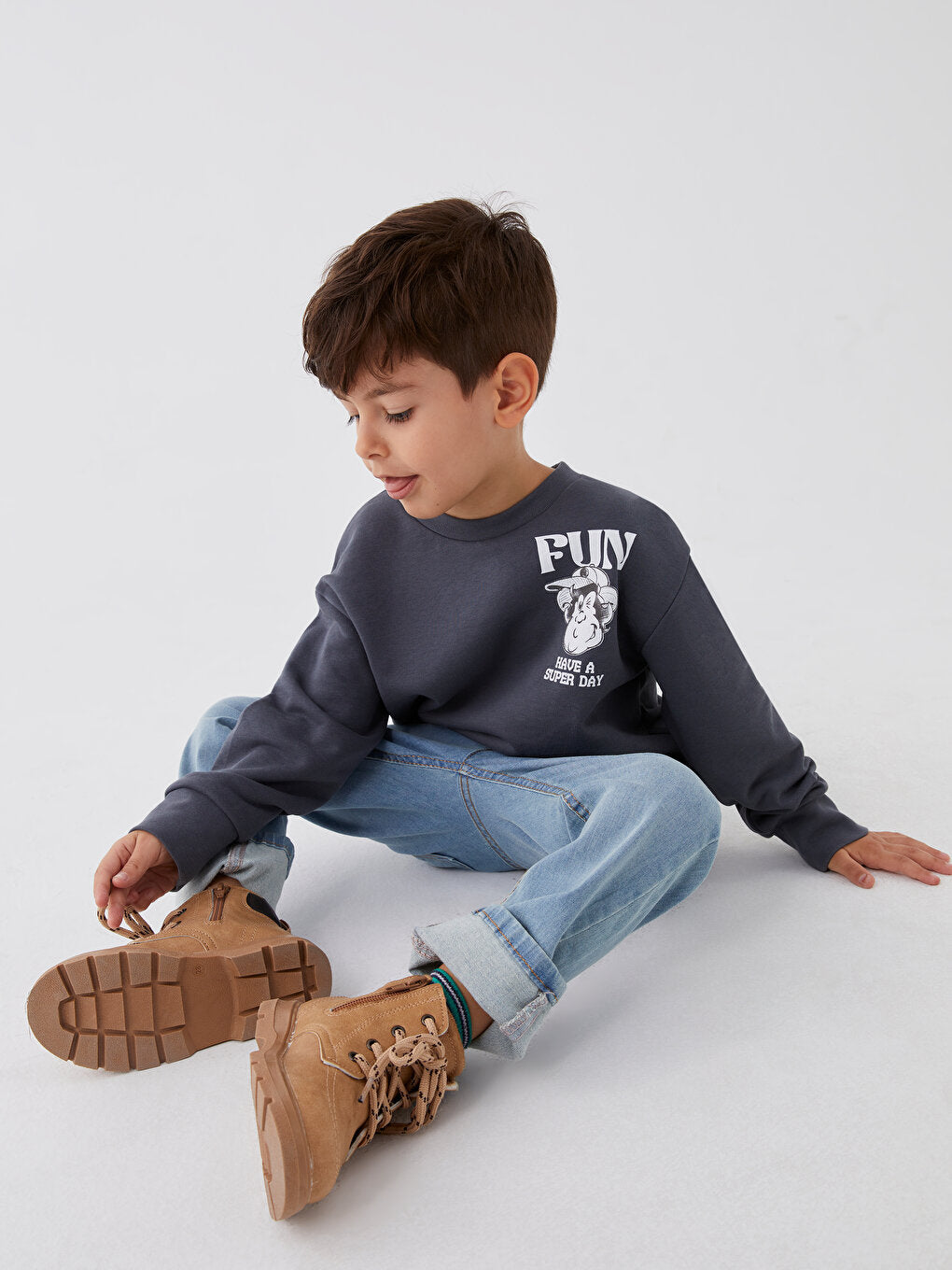 Crew Neck Nostalgic Monkey Printed Long Sleeve Unisex Kids Sweatshirt