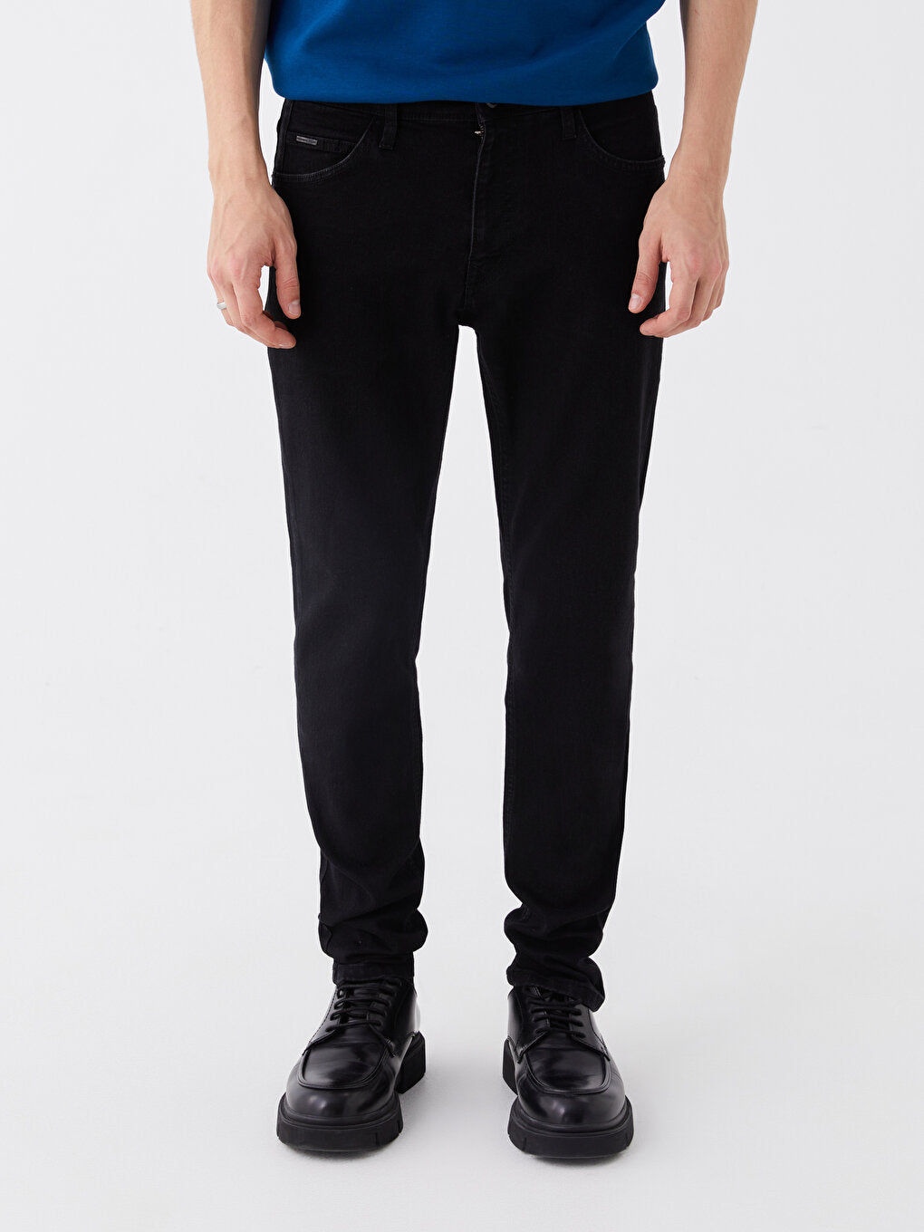 750 Slim Fit Men's Jean Trousers