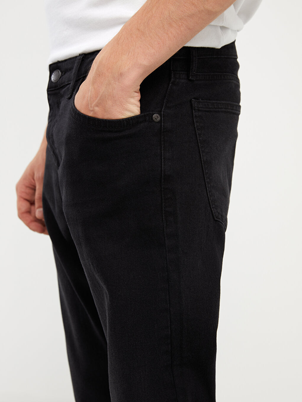 750 Slim Fit Men's Jean Trousers