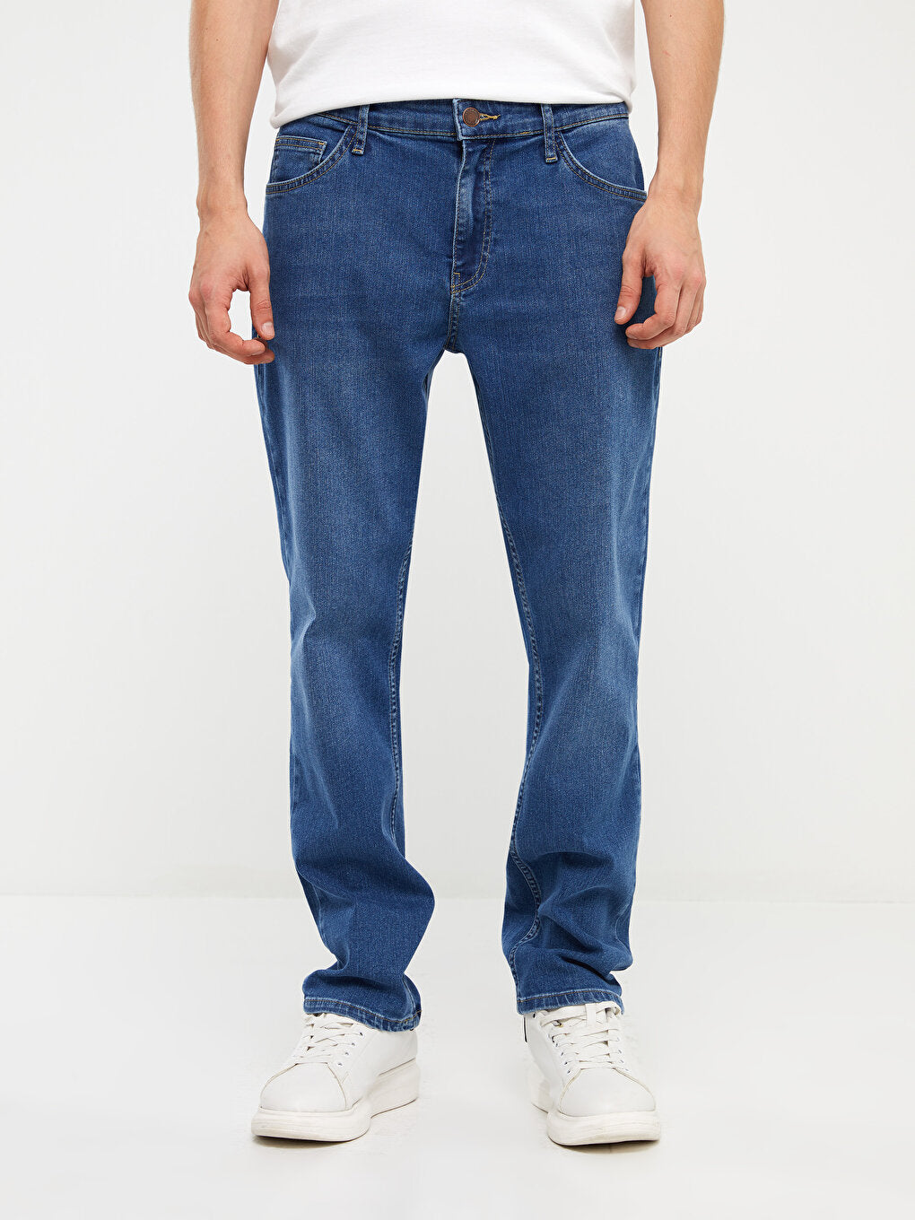 779 Regular Fit Men's Jean Trousers