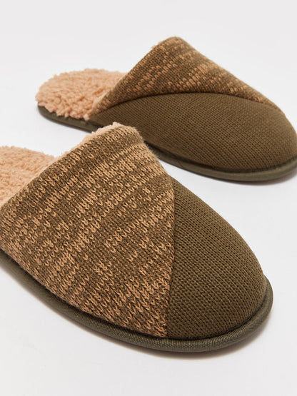 Self-patterned Men's House Slippers