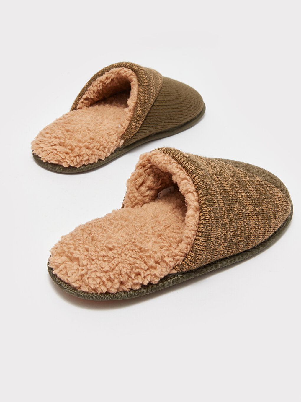 Self-patterned Men's House Slippers