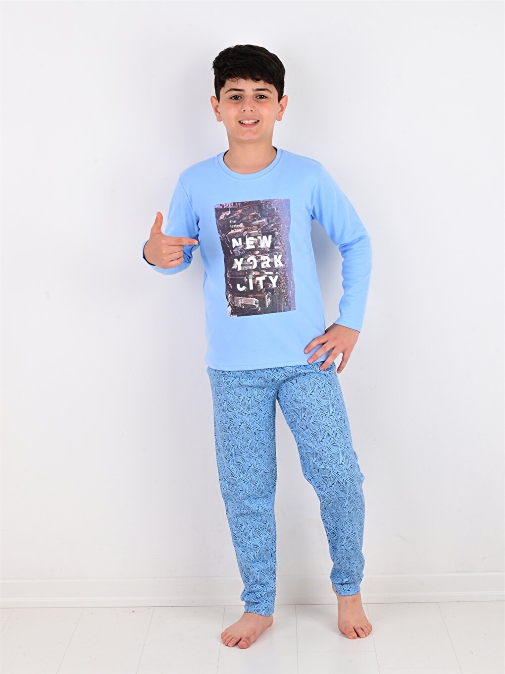 Crew Neck Printed Long Sleeve Boys' Pajama Set