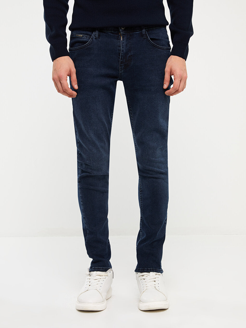 750 Slim Fit Men's Jean Trousers