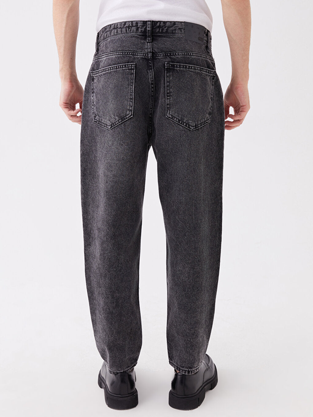 710 Loose Fit Men's Jean Trousers