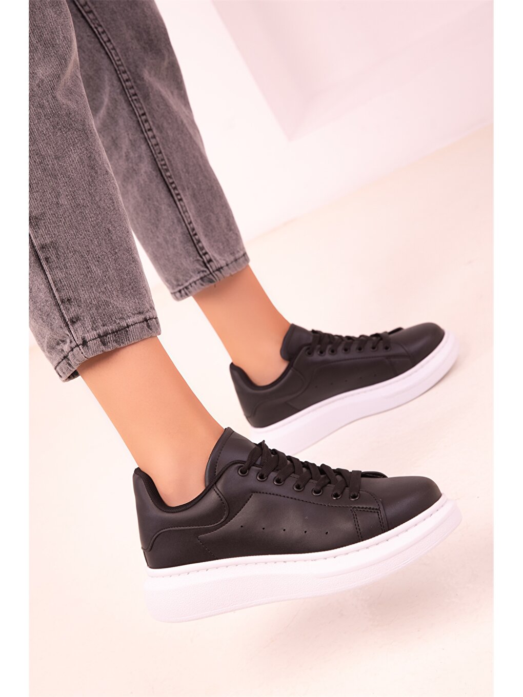 Leather Look Lace-up Women's Sneakers