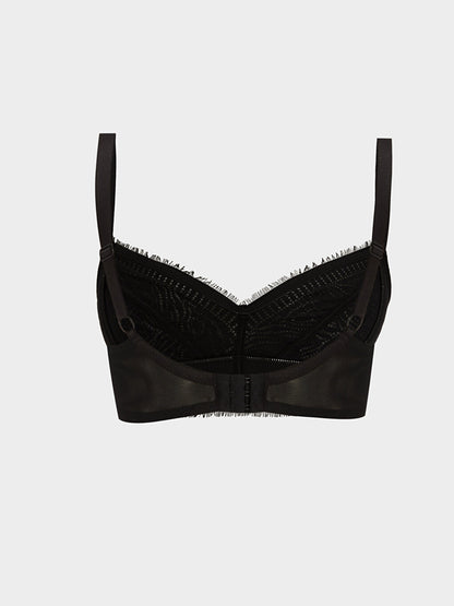 Non-wired, unpadded, lace-fitting bra