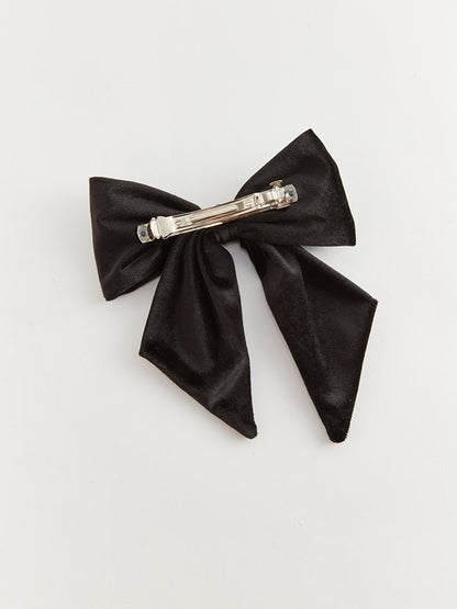 Women's Hair Clip with Bow Tie Look