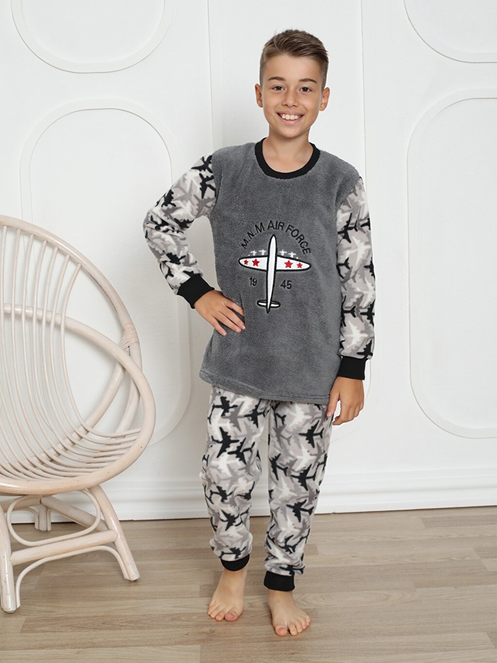 Crew Neck Long Sleeve Boys' Pajama Set