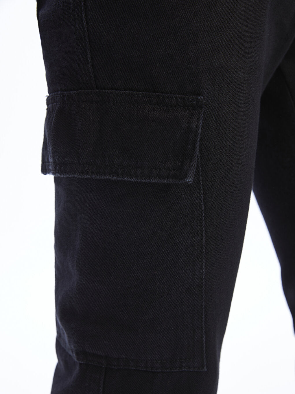 700 Straight Fit Men's Jean Trousers