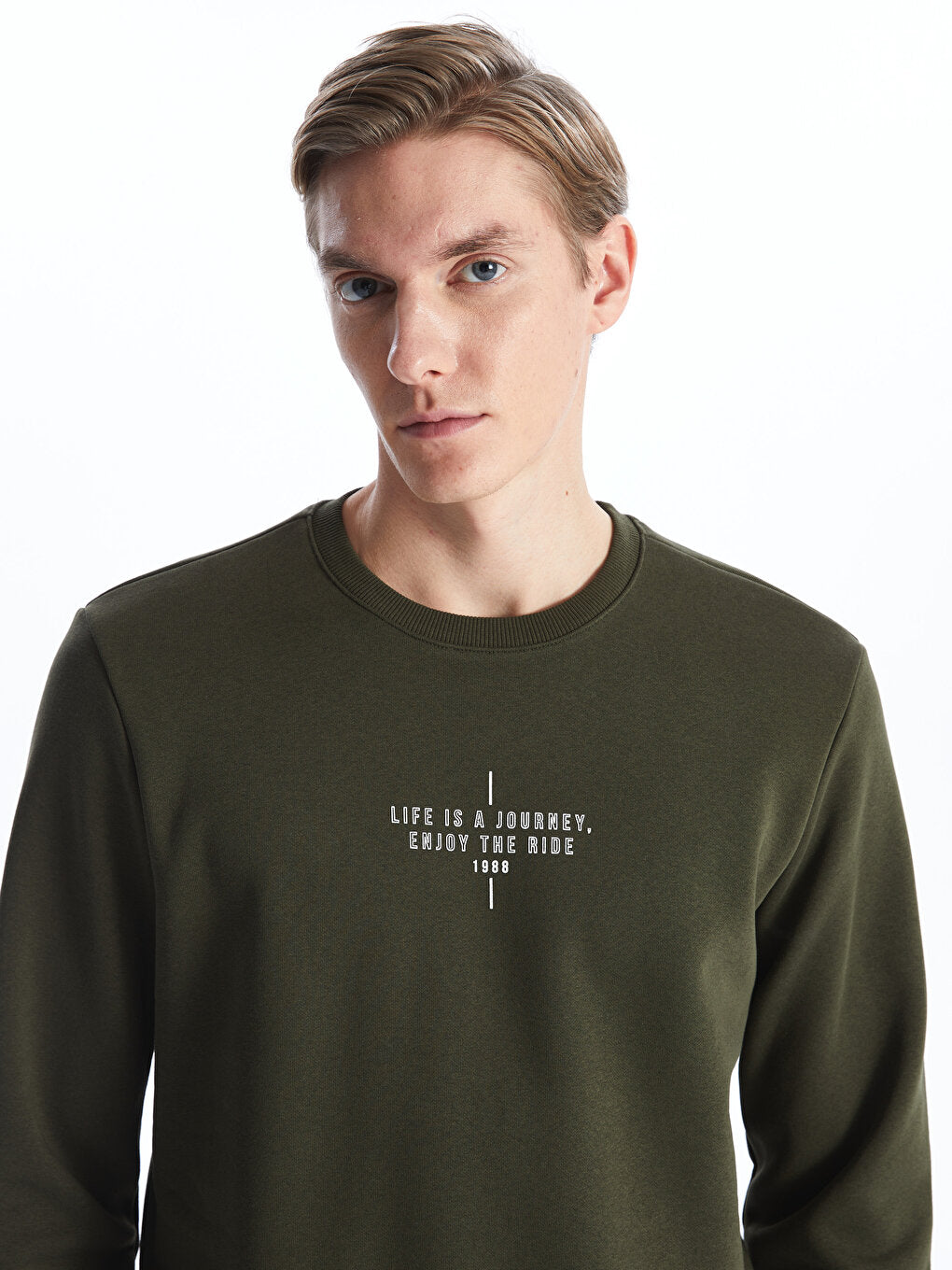 Crew Neck Long Sleeve Printed Men's Sweatshirt