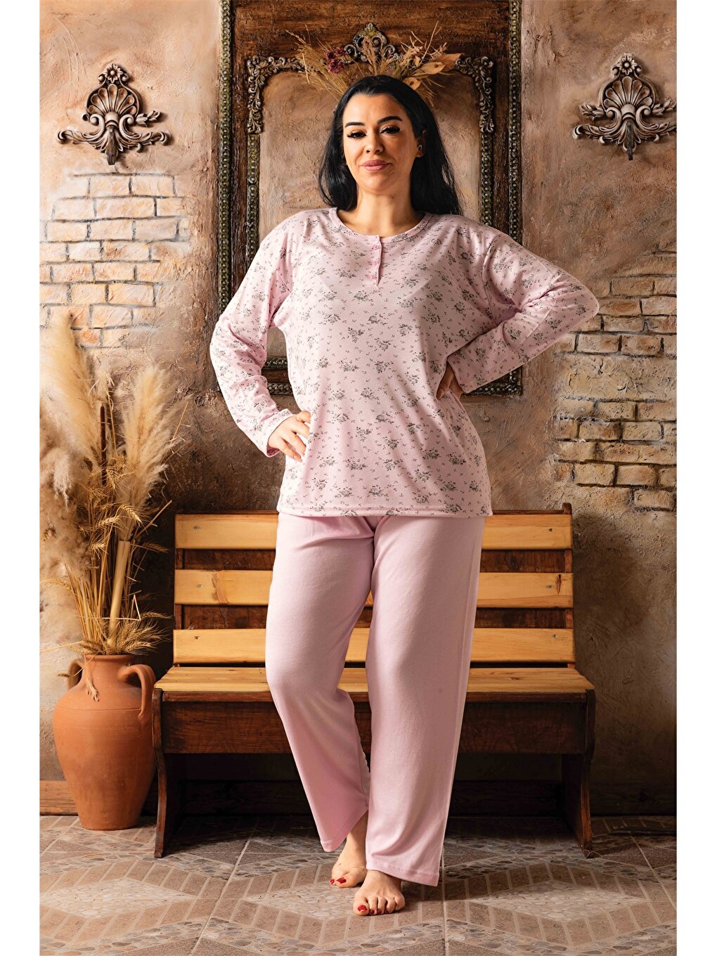 Crew Neck Women's Pajama Set