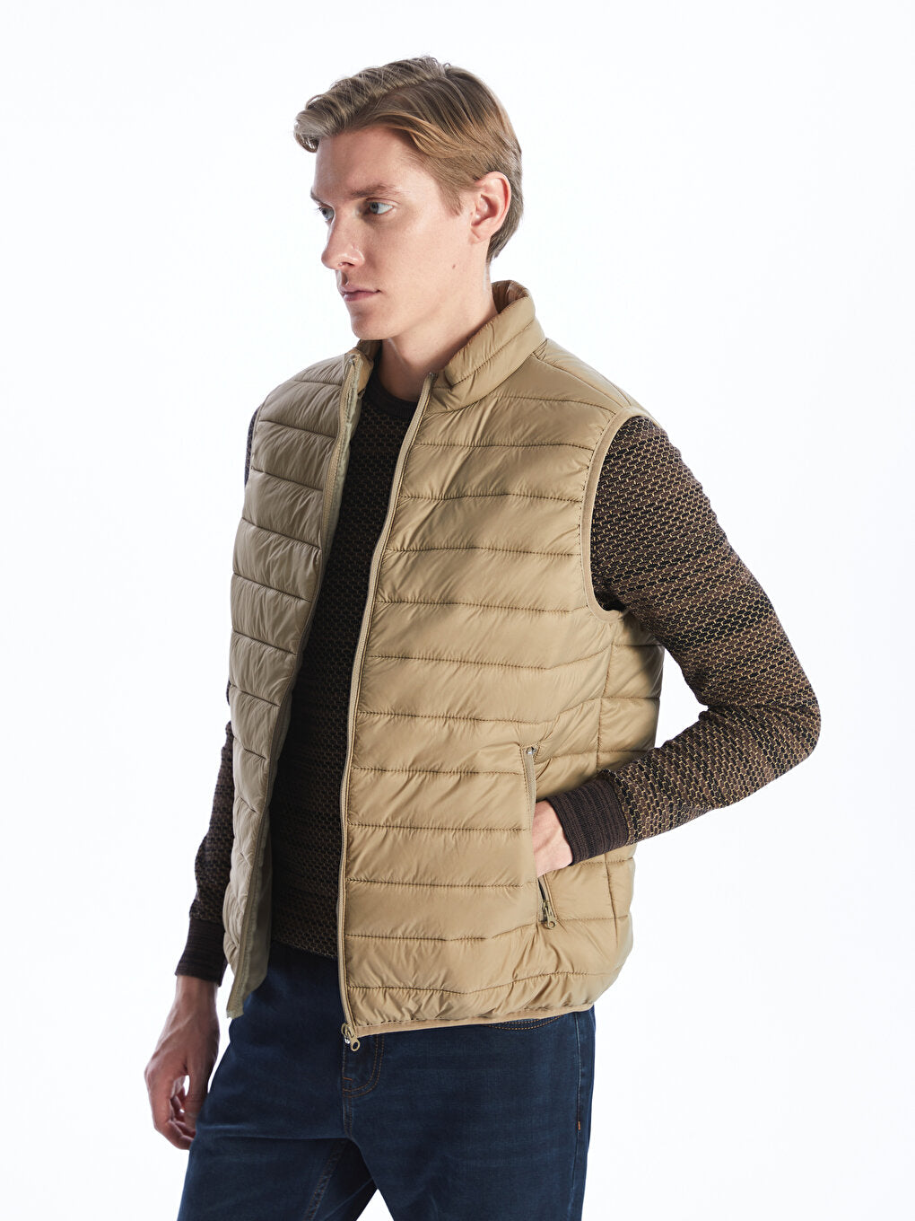 Standard Mold Stand Collar Men's Vest