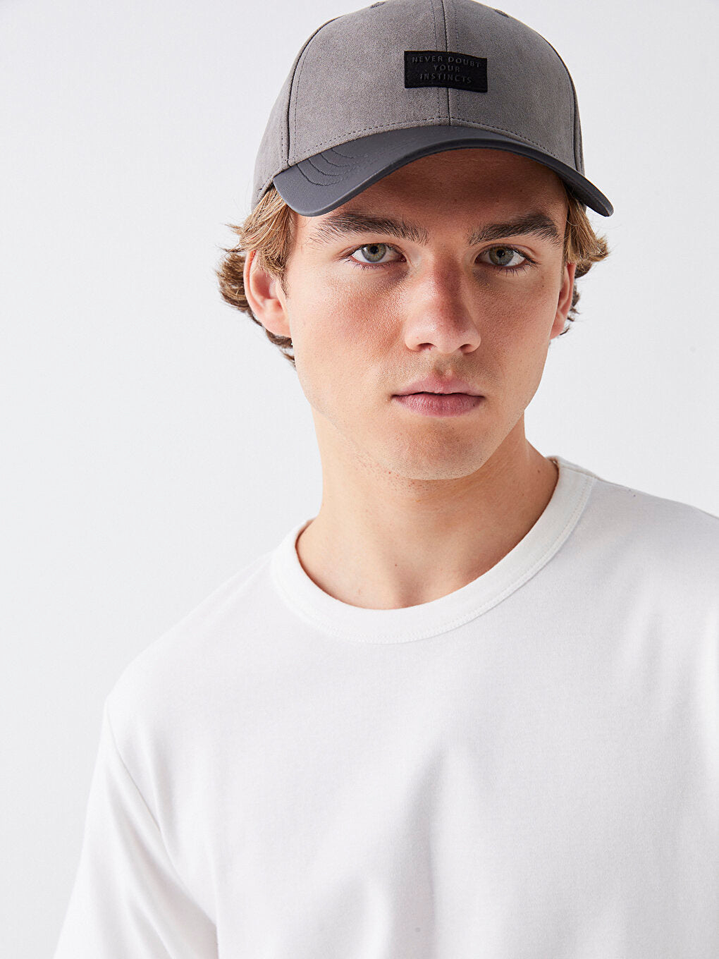 Label Embroidered Men's Suede Cap Hat